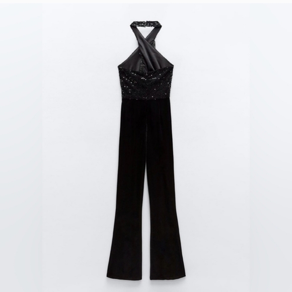 ❌️SOLD❌️FRINGED SEQUIN HALTER NECK JUMPSUIT SIZE S - Picture 10 of 11
